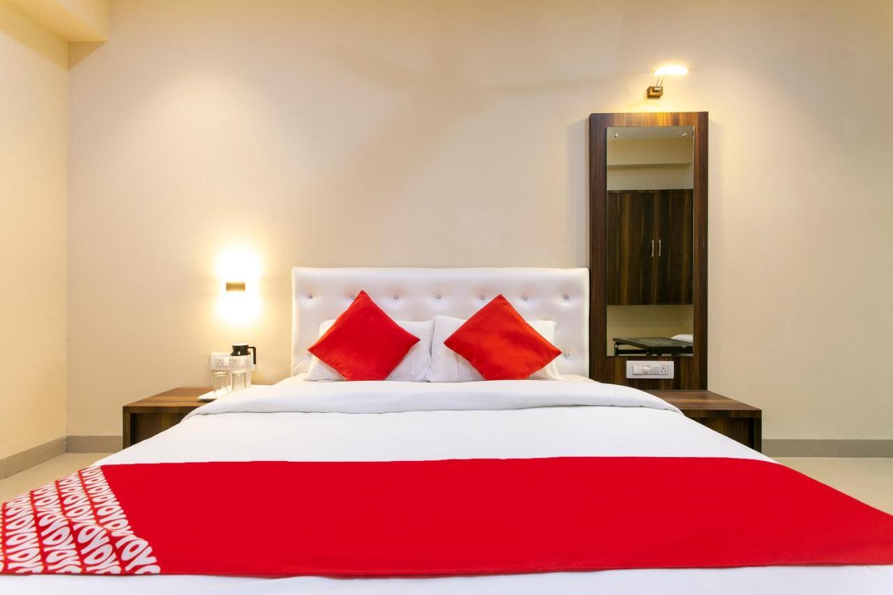 Oyo 62220 Hotel Stay Inn Kalyān Extérieur photo